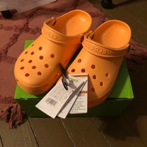 NWT Crocs